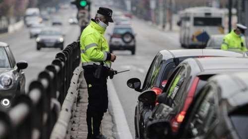 Ελεγχοι για μετακινήσεις:  596 παραβάσεις από το πρωί, 21.904 από την έναρξη των μέτρων