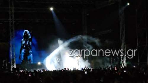 Άννα Βίσση: &quot;Eπεσε μαύρο&quot; στη σκηνή και η μουσική σταμάτησε  - H αντίδρασή της στη συναυλία στα Χανιά