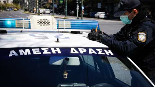 Άλλες 2.247 παραβάσεις για άσκοπες μετακινήσεις - &quot;Κυνήγι&quot; σε όλη την Ελλάδα από την αστυνομία