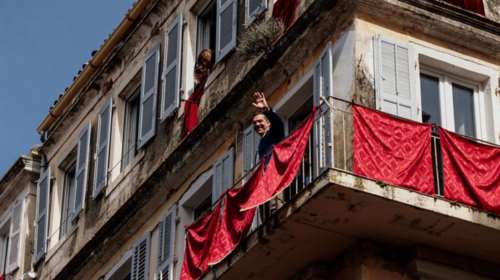 Τσίπρας: Πρώτη Ανάσταση στην Κέρκυρα - Με την ευχή να ακολουθήσουν κι άλλες &quot;αναστάσεις&quot;, προσωπικές και συλλογικές