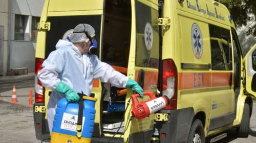 Κορονοϊός - Λαμία: &quot;Στο πόδι&quot; για 16χρονο θετικό ποδοσφαιριστή - Σε καραντίνα 40 άτομα