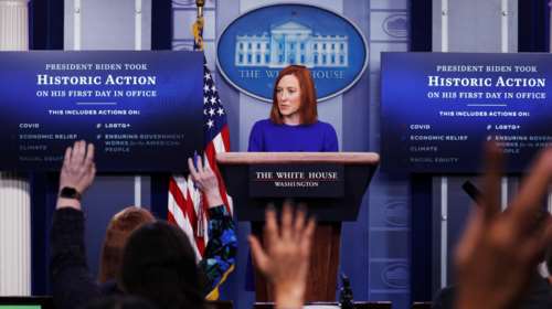 Τζένιφερ Ψάκι: Η πρώτη επίσημη ενημέρωση από την ελληνικής καταγωγής εκπρόσωπο του Μπάιντεν [εικόνες]