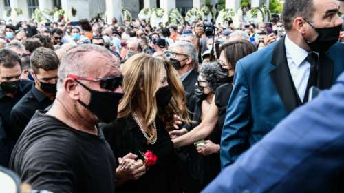 Τόλης Βοσκόπουλος: Ποιες ήταν οι ηχηρές απουσίες στην κηδεία του