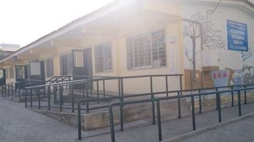 Aδιάβαστος ο Στέφανος Κασσελάκης; Το σχολείο στην Καλλιθέα που πήγε χθες λειτούργησε επί ΣΥΡΙΖΑ