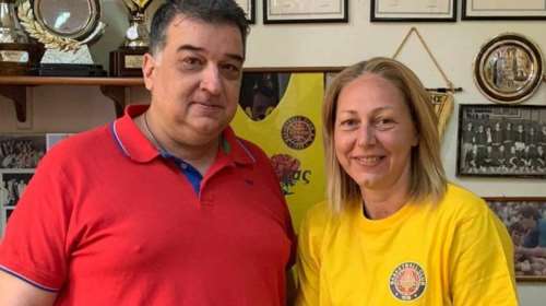 Η Δάφνη γράφει ιστορία με την Βασιλεία Γκουζίνη: Η πρώτη ανδρική ομάδα μπάσκετ με γυναίκα προπονήτρια