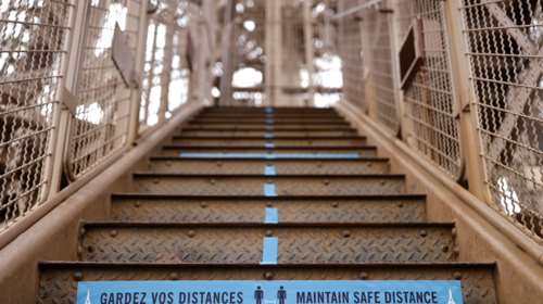 Ανοίγει ξανά ο Πύργος του Άιφελ αλλά χωρίς ασανσέρ - Μόνο με τις σκάλες η άνοδος