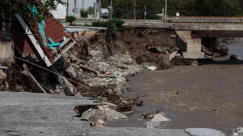 Καρδίτσα: Κραυγή αγωνίας από εγκλωβισμένους κατοίκους - &quot;Μας ξέχασαν χωρίς γιατρούς και τρόφιμα&quot; [βίντεο]