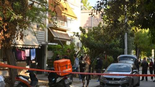 Έγκλημα στο Αιγάλεω: "Σκότωσε τη μάνα μου", φώναζε ο γιος της 54χρονης - Συγκλονιστικές μαρτυρίες