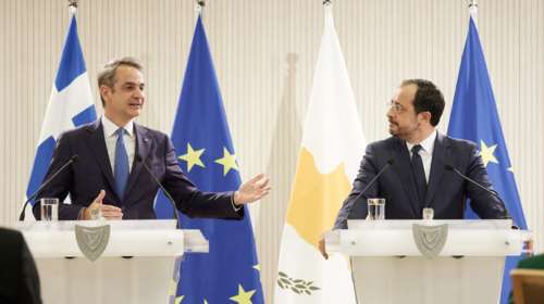 Κοινό ανακοινωθέν Ελλάδας - Κύπρου: &quot;Η λύση του Κυπριακού πρέπει να στηρίζεται στα ψηφίσματα των Ηνωμένων Εθνών&quot;