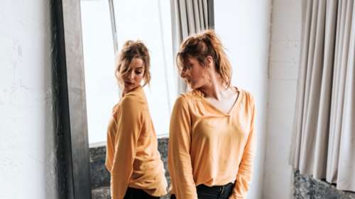 Ορμόνες που παχαίνουν: Κορτιζόλη = λίπος στην κοιλιά, ινσουλίνη = περιφέρεια, οιστρογόνα = &quot;ψωμάκια&quot;