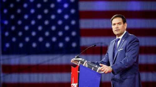 ΗΠΑ: Ντρίμπλα Ρούμπιο - Απέφυγε να αποκαλέσει &quot;εγκληματία πολέμου&quot; τον Πούτιν