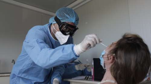 Κορονοϊός: Στομαχικές διαταραχές, διάρροια και εμετοί τα πιο συχνά συμπτώματα στα παιδιά