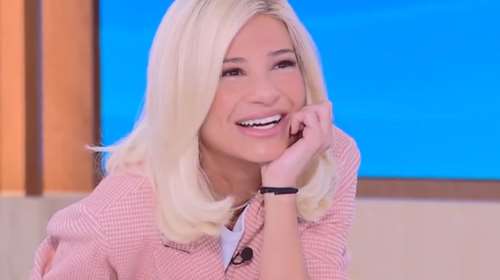 Η on air ατάκα της Φαίης Σκορδά: "Μικρή ήμουν ερωτευμένη μαζί σου"
