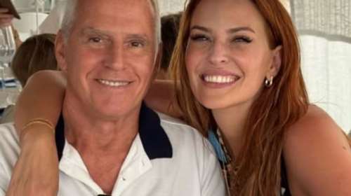 Η Σίσσυ Χρηστίδου στο χωριό της - &quot;Στο σούπερ μάρκετ με το μαγιό&quot;