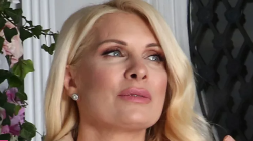 &quot;O μπαμπάς μου είχε σχολή οδηγών και είχε μαθήτρια την Ελένη Μενεγάκη&quot; (βίντεο)