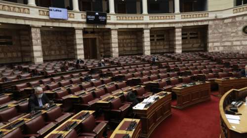 Ξεκίνησαν οι εργασίες της Εξεταστικής Επιτροπής στη Βουλή για γκάλοπ και λίστες Πέτσα: Εκλέχθηκε το προεδρείο