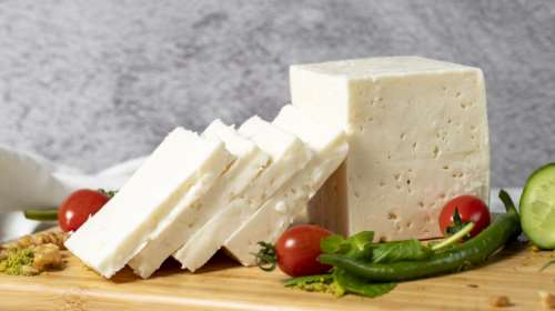 Τσιάρας: Οι δασμοί φέρνουν Ελλάδα και ΗΠΑ στο τραπέζι των διαπραγματεύσεων λόγω...φέτας και ελιάς