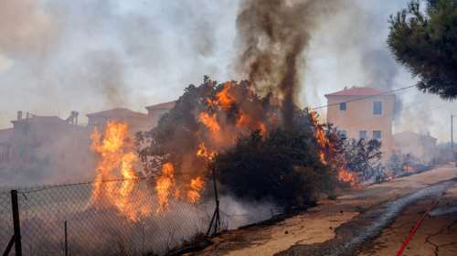 Σε πύρινη μέγγενη η Ελλάδα: 53 πυρκαγιές σε ένα 24ωρο ξέσπασαν σε όλη τη χώρα - Εκτακτη ενημέρωση