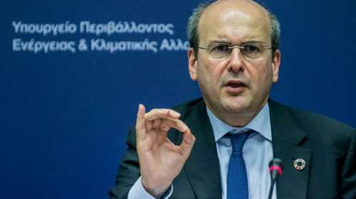 &quot;Τελεσίγραφο&quot; Χατζηδάκη: Κατεδαφίστε τα αυθαίρετα σε δάση, παραλίες και ρέματα