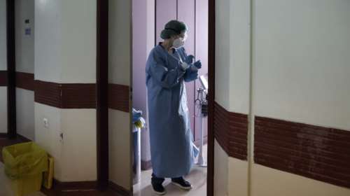 Κορονοϊός: Νέο σοκ με πέντε νεκρούς μέσα σε λίγες ώρες - Στους 598 πλέον οι θάνατοι