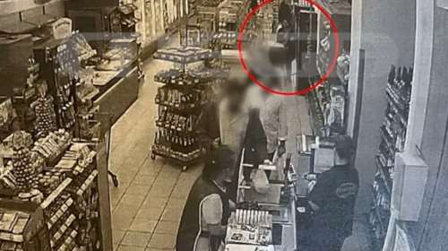 Άλιμος: Η γιαγιά ήξερε τον άνδρα που άρπαξε το βρέφος - Εντοπίστηκαν μαζί από κάμερες σε άλλο σούπερ μάρκετ