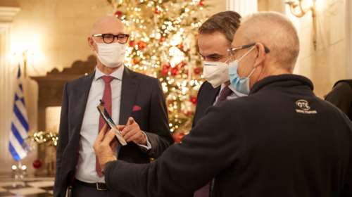 Πρώτη βιντεοκλήση με 5G στη χώρα - Μητσοτάκης: "Έγινε πράξη σε μόλις ένα χρόνο"