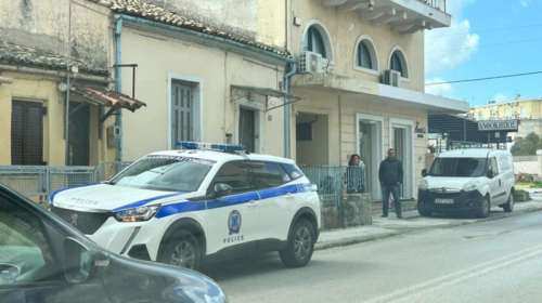 Aπίστευτη τραγωδία στην Κέρκυρα: Νεκρές επί τέσσερις μήνες δύο γυναίκες μέσα στο σπίτι τους στη Γαρίτσα