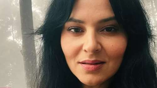 Ροζαλία Καρύδη: Η κόρη της Ζενεβιέβ Μαζαρί είναι fashion icon και κούκλα