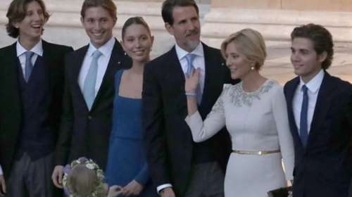 Ο γιος του Παύλου και της Μαρί Σαντάλ Αχιλλέας σε σπάνια κλικ με τη σύντροφό του