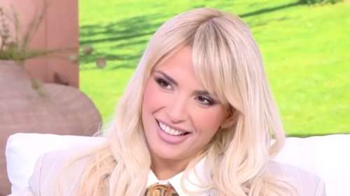 Κατερίνα Λιόλιου: &quot;Όταν πάω να το καταλάβω, με μια μικρή κίνηση διακριτική, το μήνυμα πηγαίνει&quot;