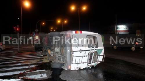 Πικέρμι: Σοκαριστικό τροχαίο στην Λεωφόρο Μαραθώνος – Διαλύθηκαν δύο αυτοκίνητα [εικόνες]