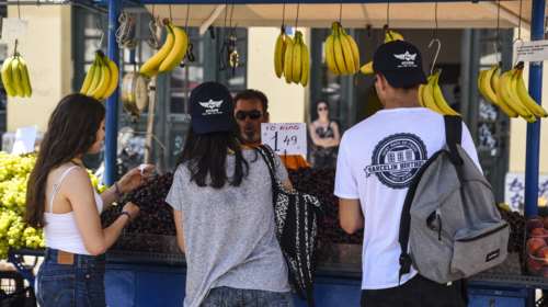 Πρωτογενές πλεόνασμα 2,3 δισ. ευρώ έφεραν τα αυξημένα φορολογικά έσοδα