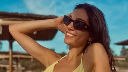 Η Μελίνα Νικολαΐδη υιοθέτησε από τώρα το χρώμα νυχιών που θα κάνουμε όλες μας το φθινόπωρο