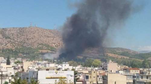 Συναγερμός στην Πυροσβεστική για φωτιά στο Χαϊδάρι - Στη μάχη δύο αεροσκάφη και δύο ελικόπτερα [Βίντεο]