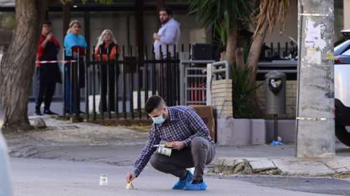 Εκτέλεση στη Γλυφάδα: Τρομερή η νηπιαγωγός, είπε στα παιδιά να πέσουν κάτω - "Είναι βεγγαλικά"