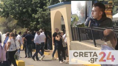 Κρήτη: Ράκος η οικογένεια και οι φίλοι του 22χρονου Αντώνη στην κηδεία του - Τον αποχαιρέτησαν ντυμένοι στα λευκά