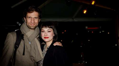 Νάντια Γιαννακοπούλου - Μάξιμος Μουμούρης: Ετσι περνούν "αποκλεισμένοι" στο σπίτι με τις τρεις κόρες τους [Εικόνες]