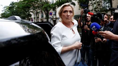 Νέα δημοσκόπηση στη Γαλλία: Η Λεπέν είναι πιθανό να μην έχει την απόλυτη πλειοψηφία στον δεύτερο γύρο των εκλογών