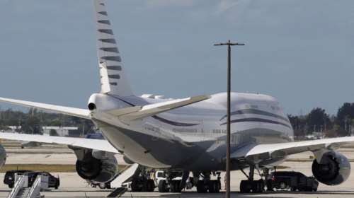 New York Times: Το Κατάρ έψαχνε καιρό να ξεφορτωθεί το Boeing 747 αλλά χωρίς τύχη - Ωσπου βρέθηκε ο Τραμπ