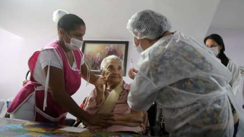 Κορονοϊός: Τρομάζει η βραζιλιάνικη μετάλλαξη - Είναι δύο φορές πιο μεταδοτική - Μολύνει και όσους έχουν ασθενήσει