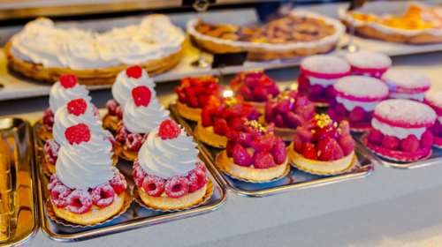 Εορτολόγιο: Ποιοι γιορτάζουν σήμερα, Κυριακή 8 Ιουνίου