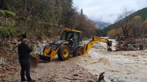 Κακοκαιρία - Καρδίτσα: Αποκομμένο οδικά το Λεοντίτο Αργιθέας - Αποκλεισμένοι περίπου 15 κάτοικοι [Εικόνες - Βίντεο]