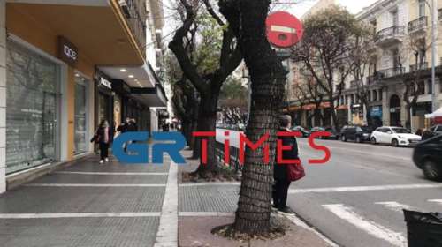 Θεσσαλονίκη: Καταθλιπτική η εικόνα στην αγορά της πόλης- Δεν δούλεψε το click away