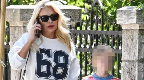 Ελένη Μενεγάκη: Xαλαρή βόλτα στην Κηφισιά με την 10χρονη κόρη της Μαρίνα