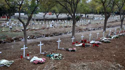 Απίστευτη υπόθεση στη Θεσσαλονίκη: Ξέθαψαν νεκρό μετά από μαρτυρία συγγενών ότι …κουνούσε τα μάτια του