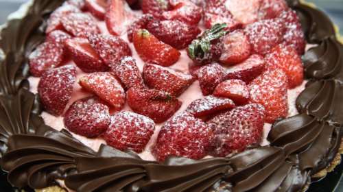 Εορτολόγιο: Ποιοι γιορτάζουν τo Σάββατο 16 Νοεμβρίου