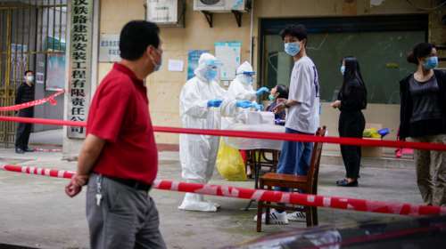 Η Κίνα "τρέχει" για τη θεραπεία: Πέντε πειραματικά εμβόλια δοκιμάζονται ήδη σε ανθρώπους