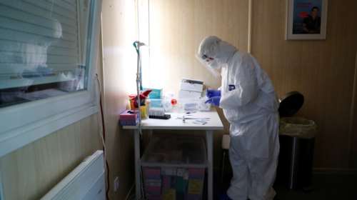 Κορονοϊός: Εκρηξη κρουσμάτων και θανάτων σε Τσεχία και Ουκρανία