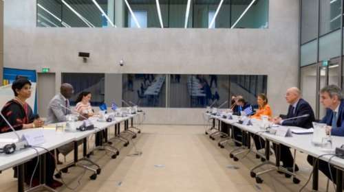 Στην Χάγη ο Δένδιας - Συναντήθηκε με τον πρόεδρο και τους εισαγγελείς του Διεθνούς Ποινικού Δικαστηρίου