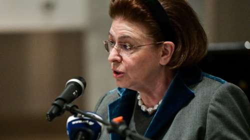 Η Μενδώνη απαντά στον ΣΥΡΙΖΑ για τα φορτηγά και καμαρίνια Dior στην Ακρόπολη - Μνημείο διαστροφής και υποκρισίας